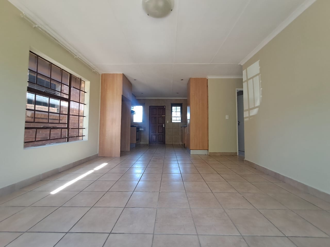 To Let 3 Bedroom Property for Rent in Thatch Hill Estate Gauteng