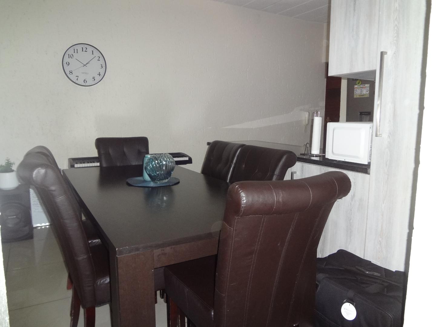 To Let 2 Bedroom Property for Rent in Sunninghill Gauteng