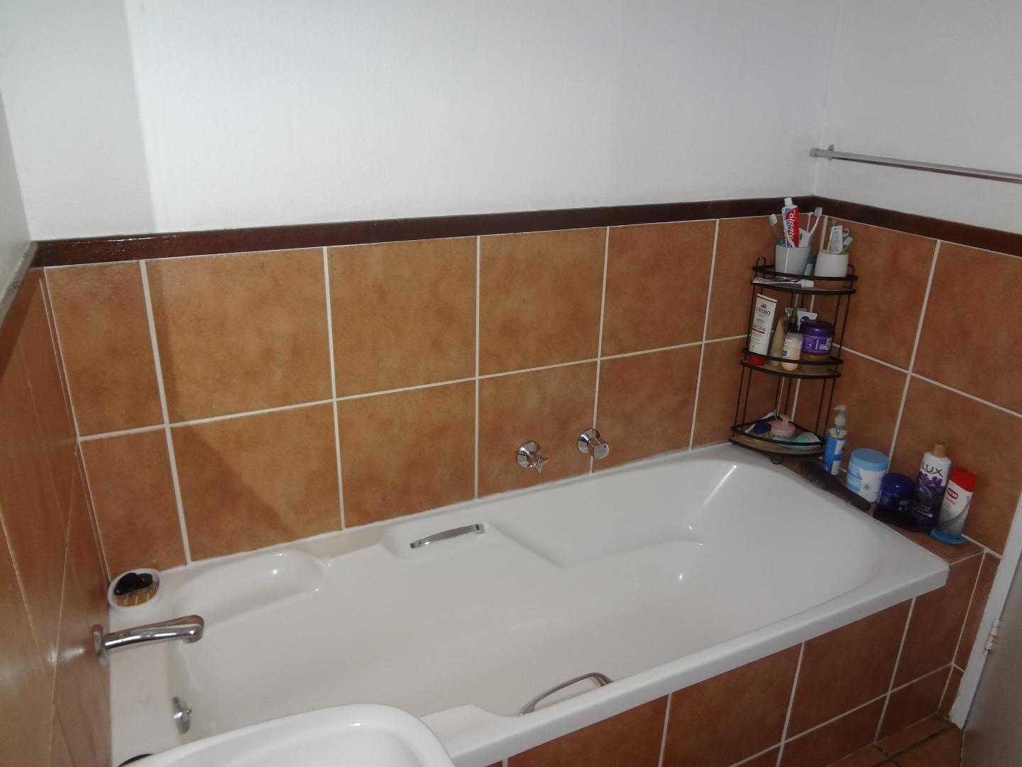 To Let 2 Bedroom Property for Rent in Sunninghill Gauteng