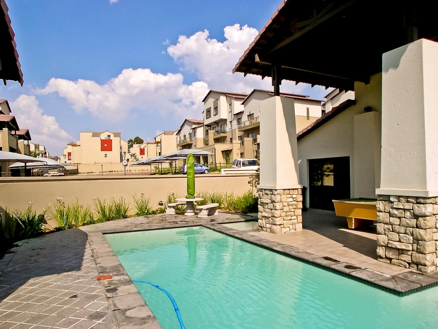 2 Bedroom Property for Sale in Sunninghill Gauteng