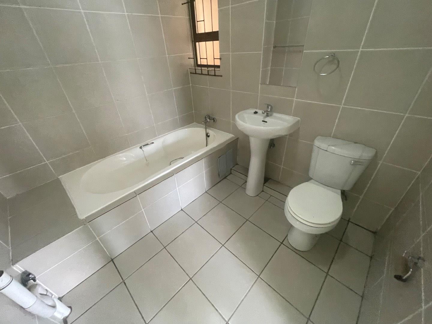 To Let 2 Bedroom Property for Rent in Brentwood Gauteng