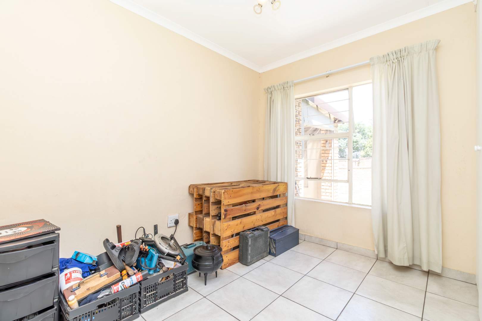 3 Bedroom Property for Sale in Honeypark Gauteng