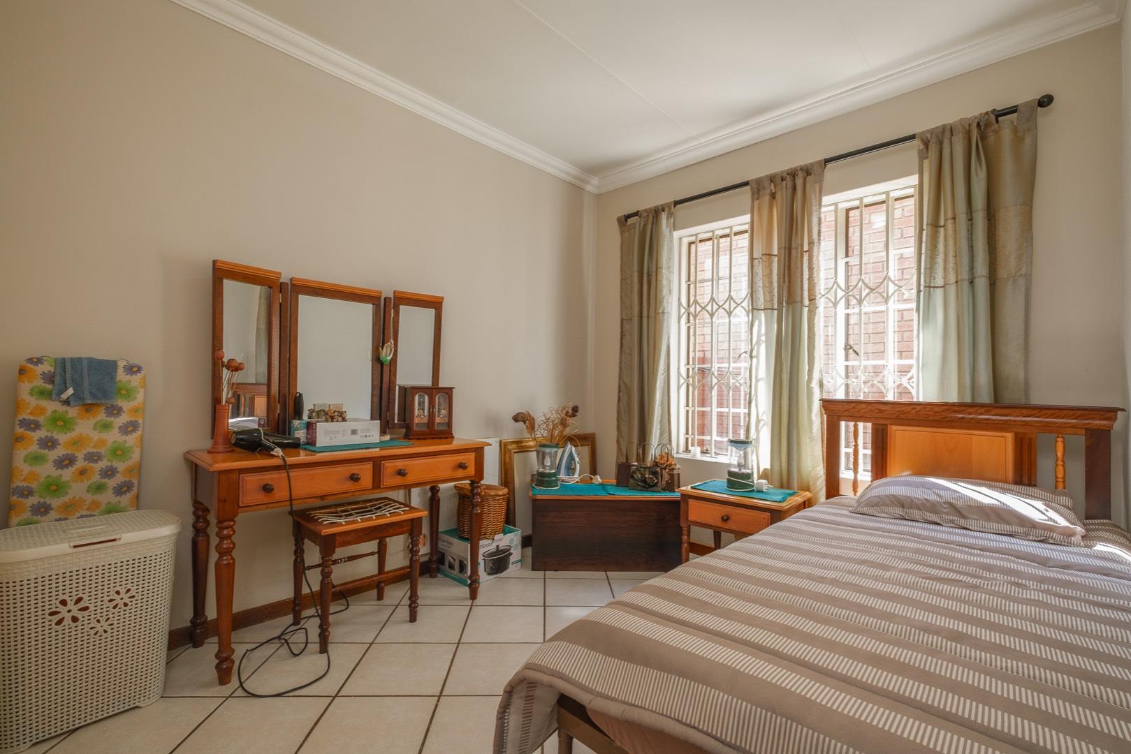 2 Bedroom Property for Sale in Moreleta Park Gauteng