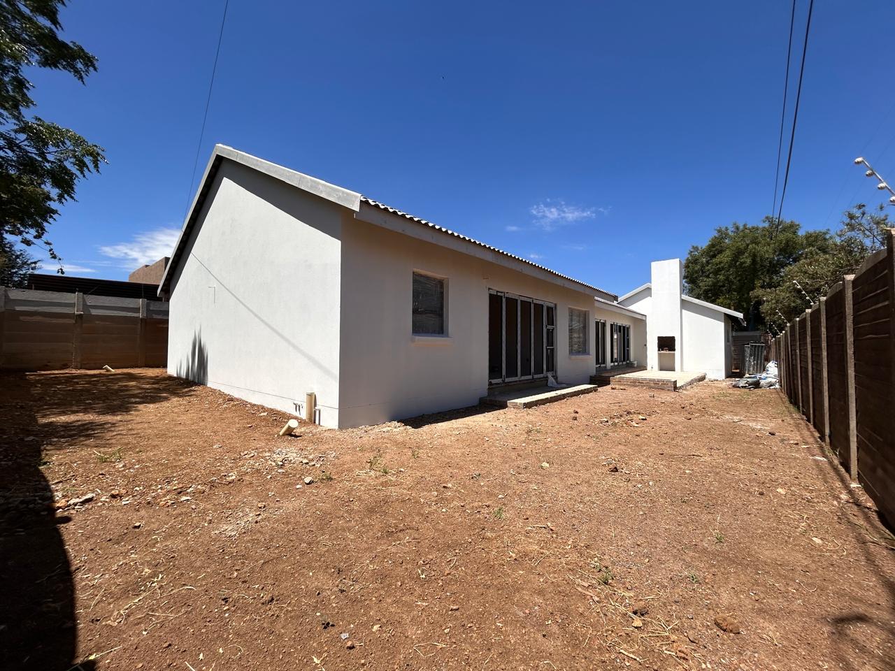 4 Bedroom Property for Sale in Brackenhurst Gauteng