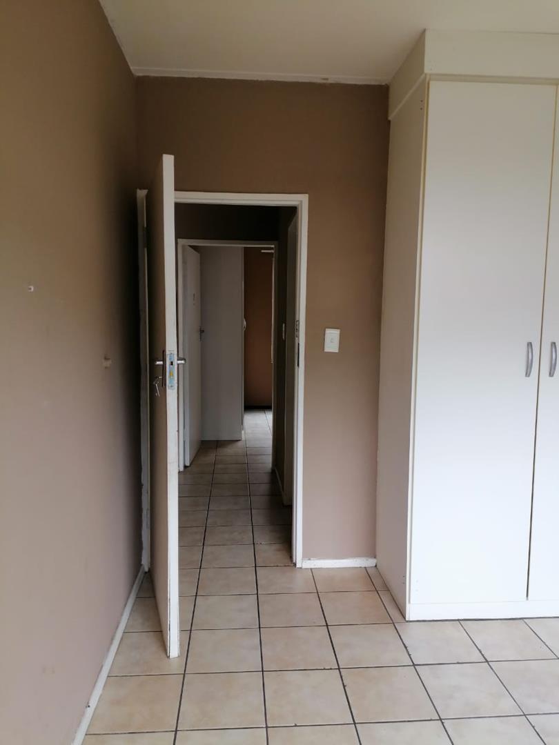 10 Bedroom Property for Sale in Actonville Ext 4 Gauteng