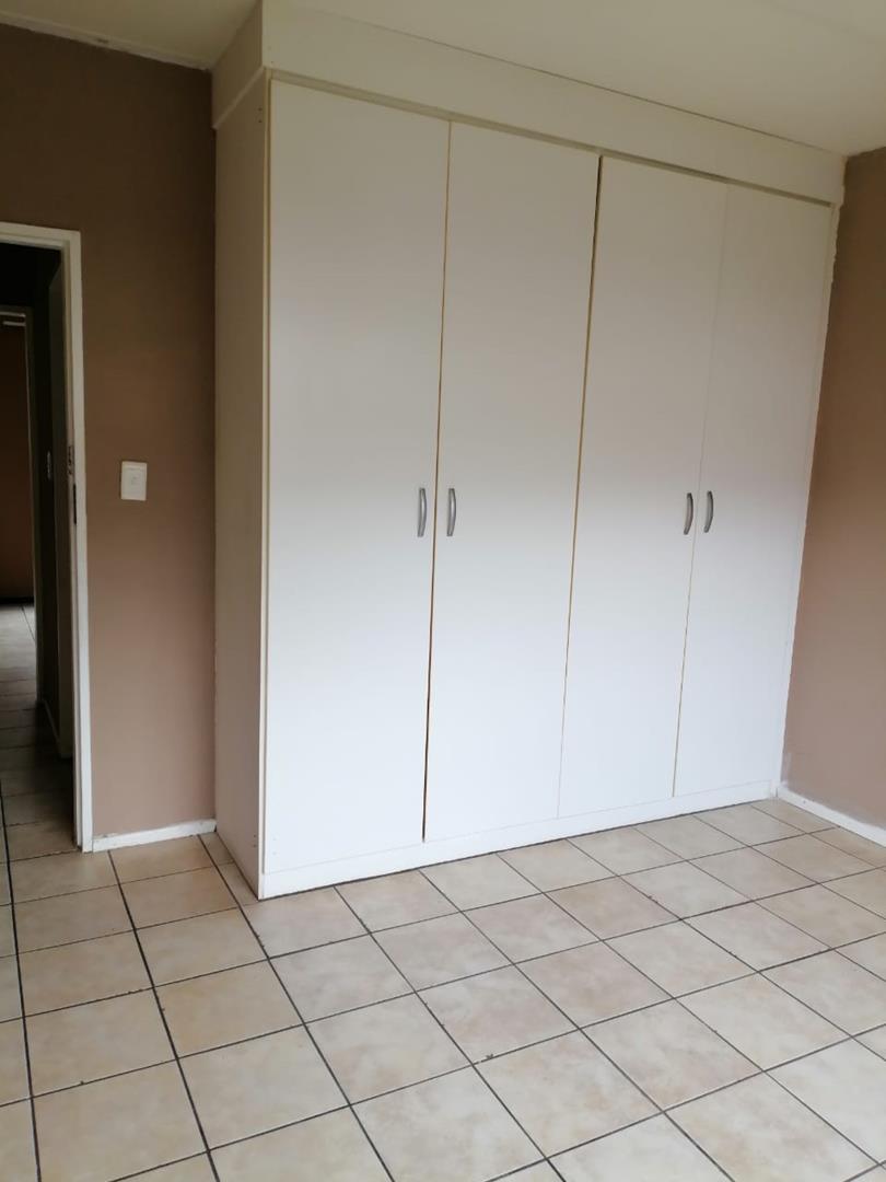 10 Bedroom Property for Sale in Actonville Ext 4 Gauteng