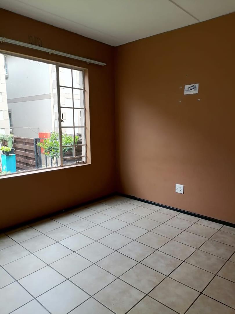 10 Bedroom Property for Sale in Actonville Ext 4 Gauteng