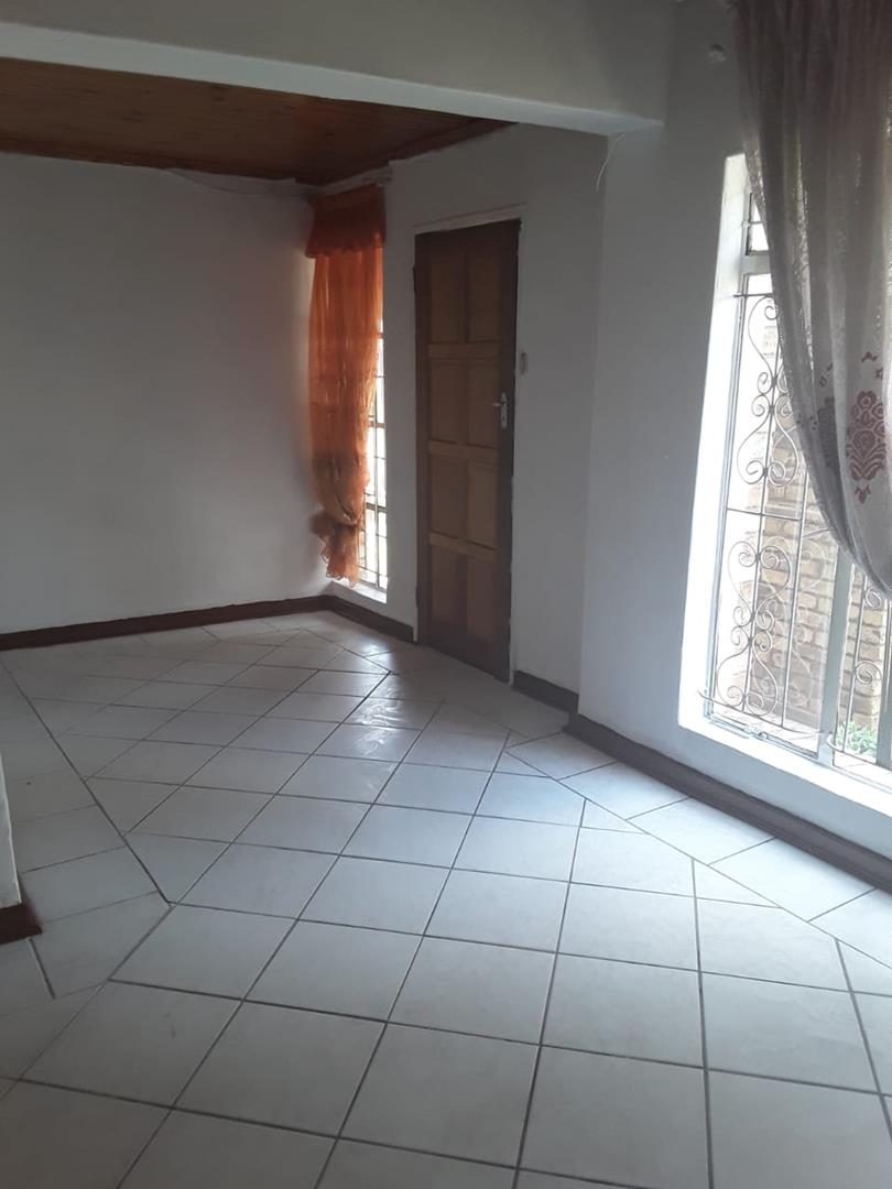 10 Bedroom Property for Sale in Actonville Ext 4 Gauteng