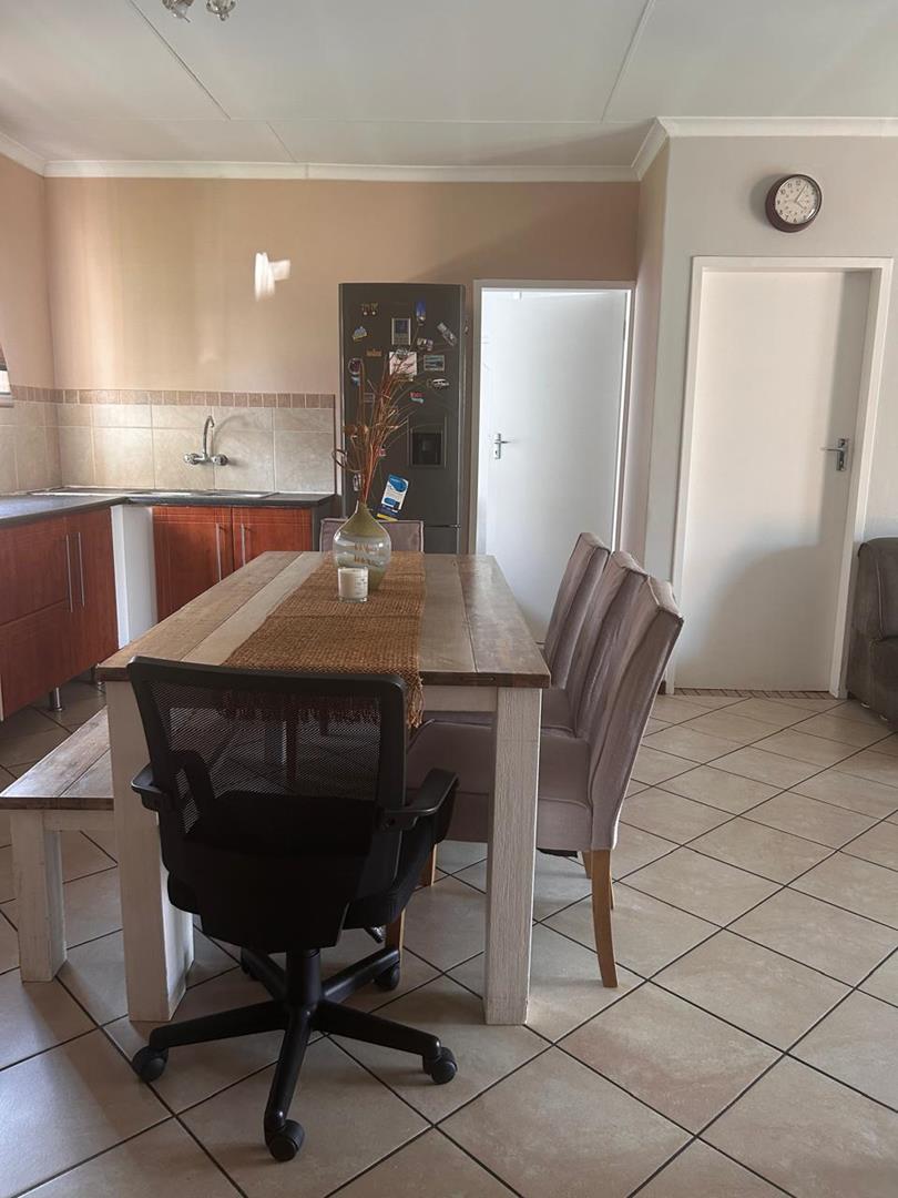 3 Bedroom Property for Sale in Noordwyk Gauteng