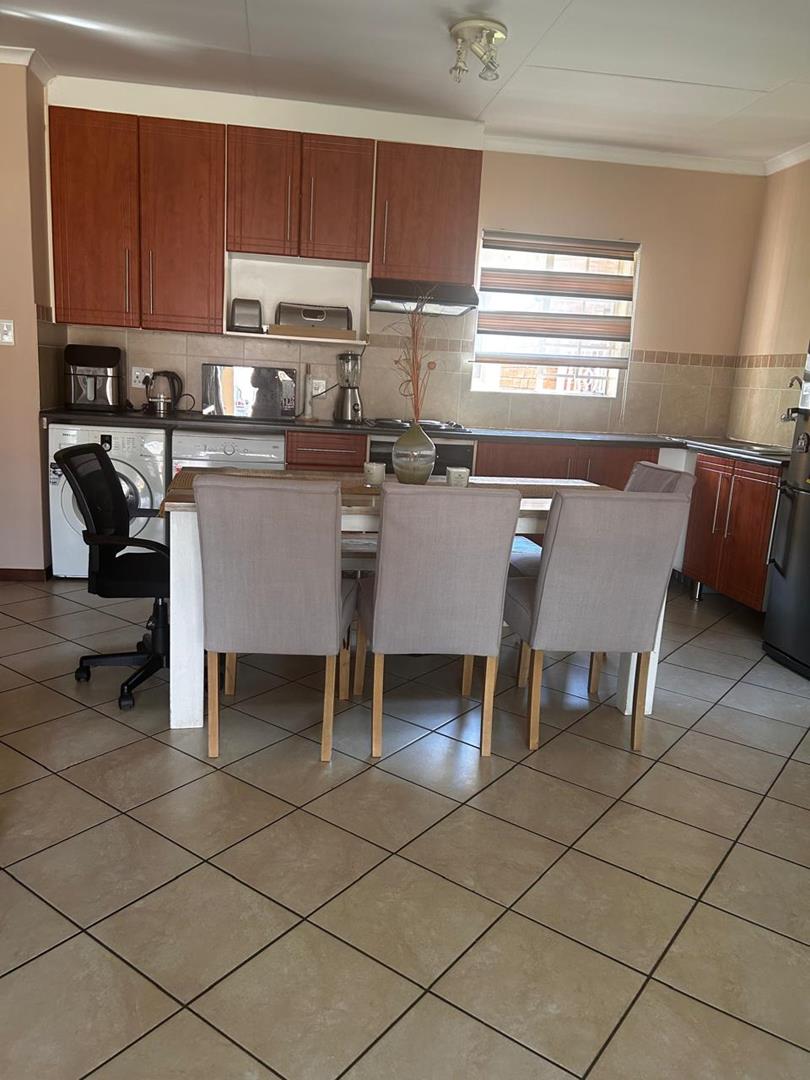 3 Bedroom Property for Sale in Noordwyk Gauteng