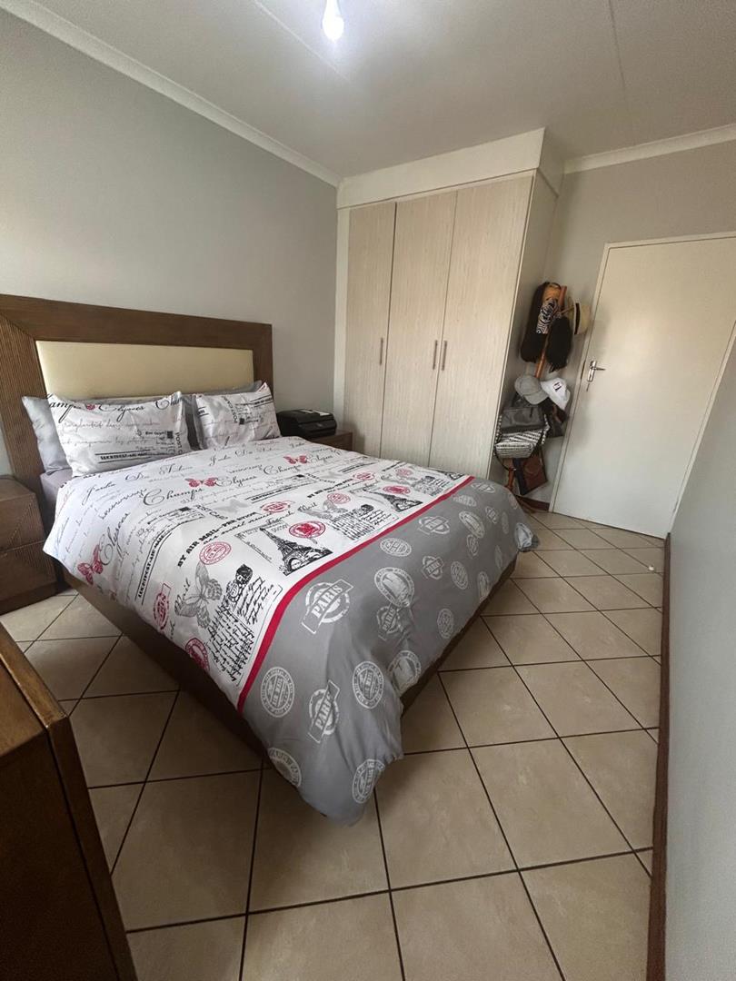 3 Bedroom Property for Sale in Noordwyk Gauteng