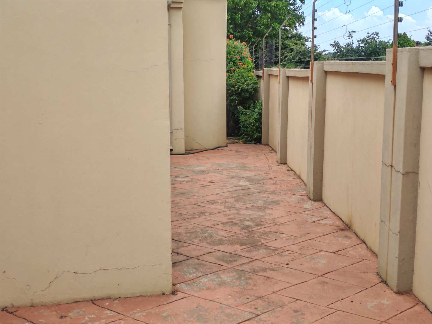 3 Bedroom Property for Sale in Eldoraigne Gauteng