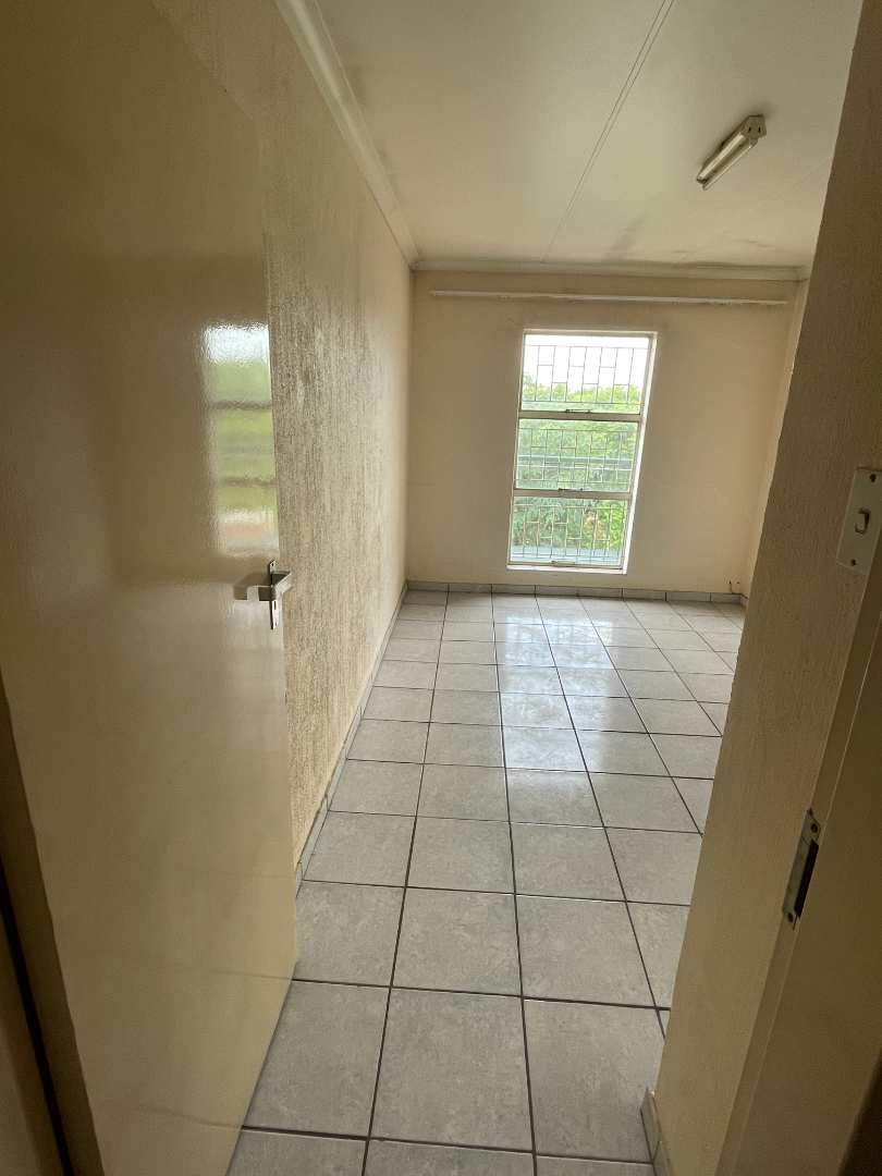 2 Bedroom Property for Sale in Silverton Gauteng