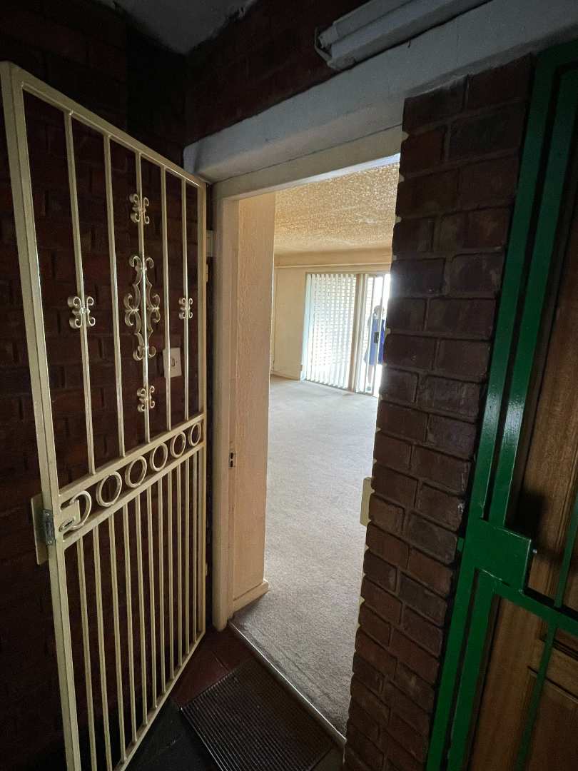 2 Bedroom Property for Sale in Silverton Gauteng