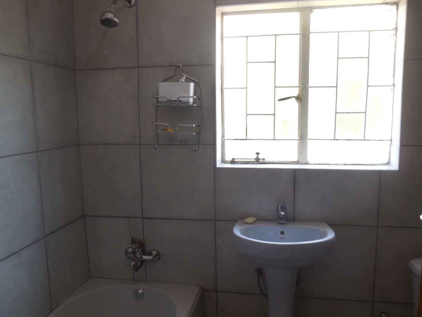 To Let 3 Bedroom Property for Rent in Weavind Park Gauteng