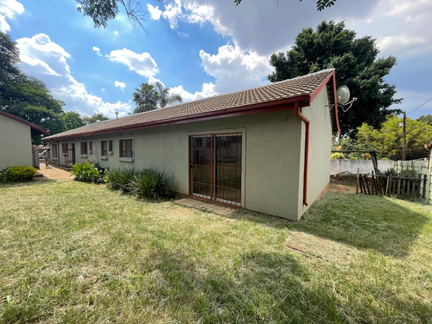 To Let 3 Bedroom Property for Rent in Birchleigh North Gauteng