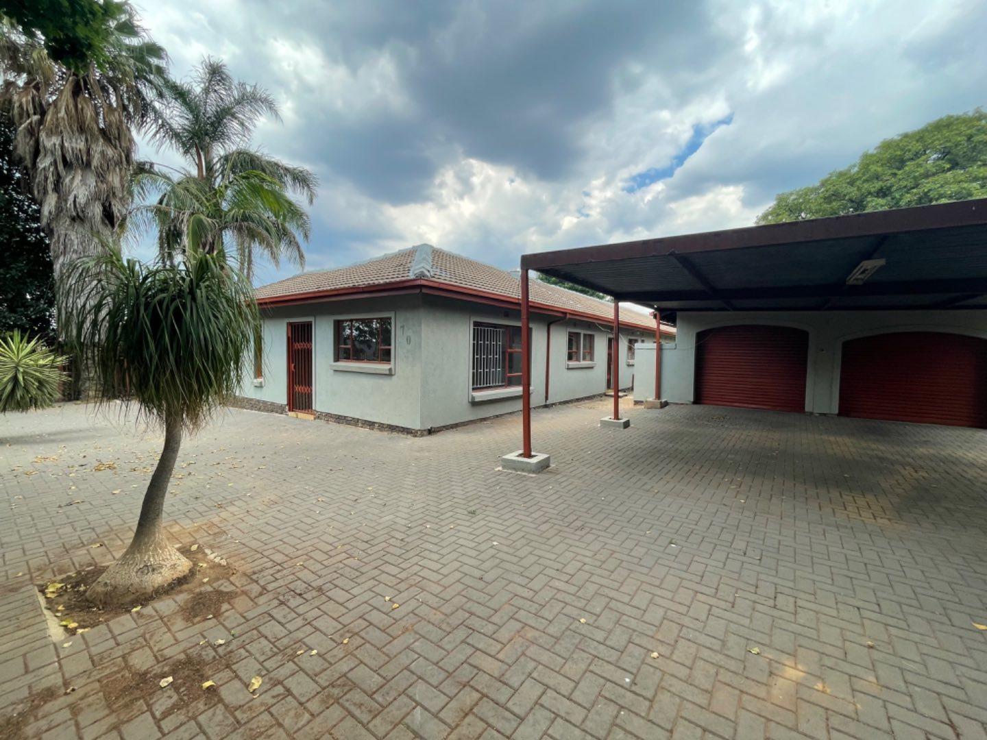 To Let 3 Bedroom Property for Rent in Birchleigh North Gauteng