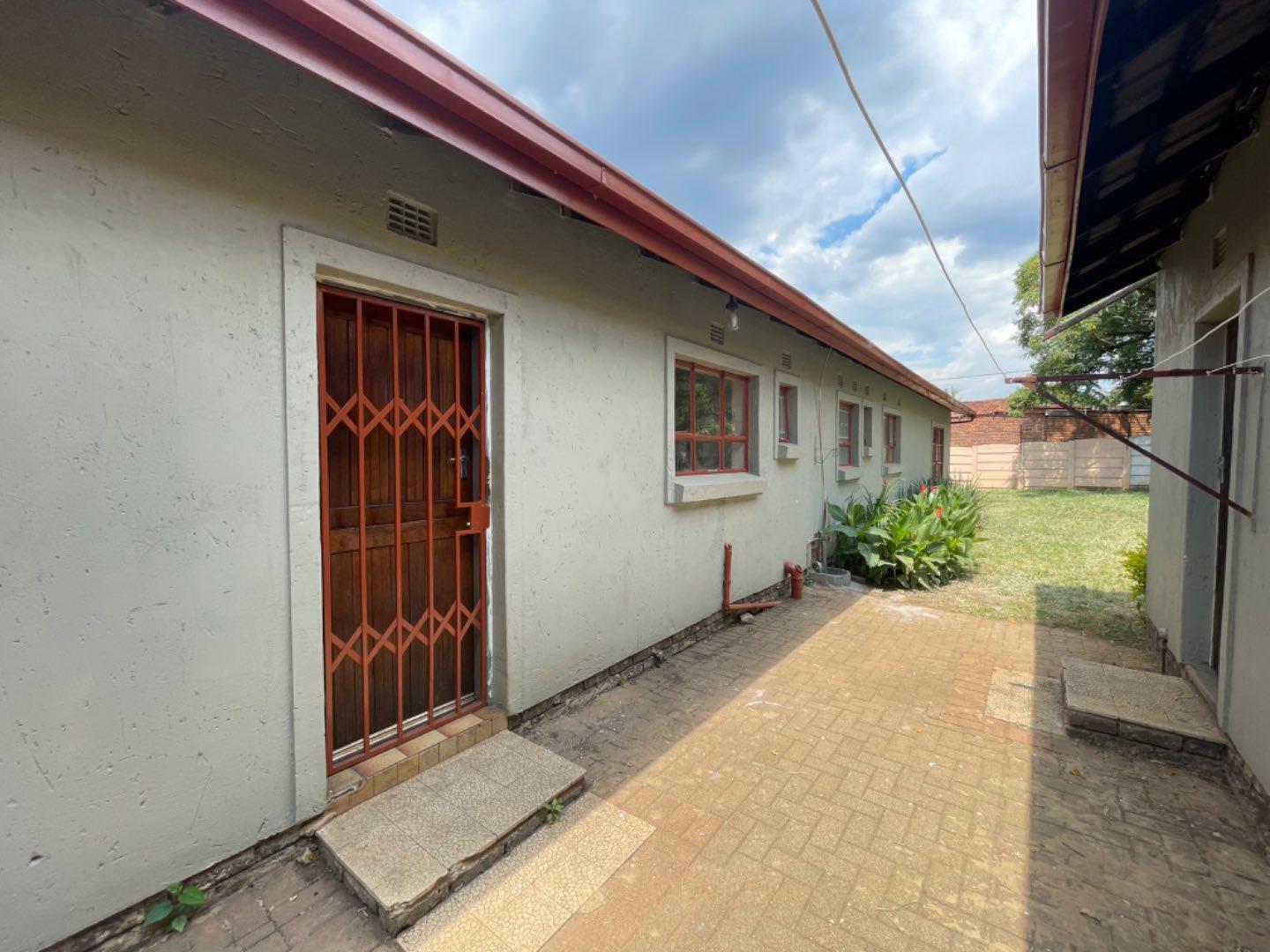 To Let 3 Bedroom Property for Rent in Birchleigh North Gauteng