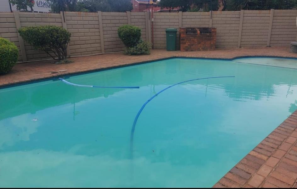 3 Bedroom Property for Sale in Brackenhurst Gauteng