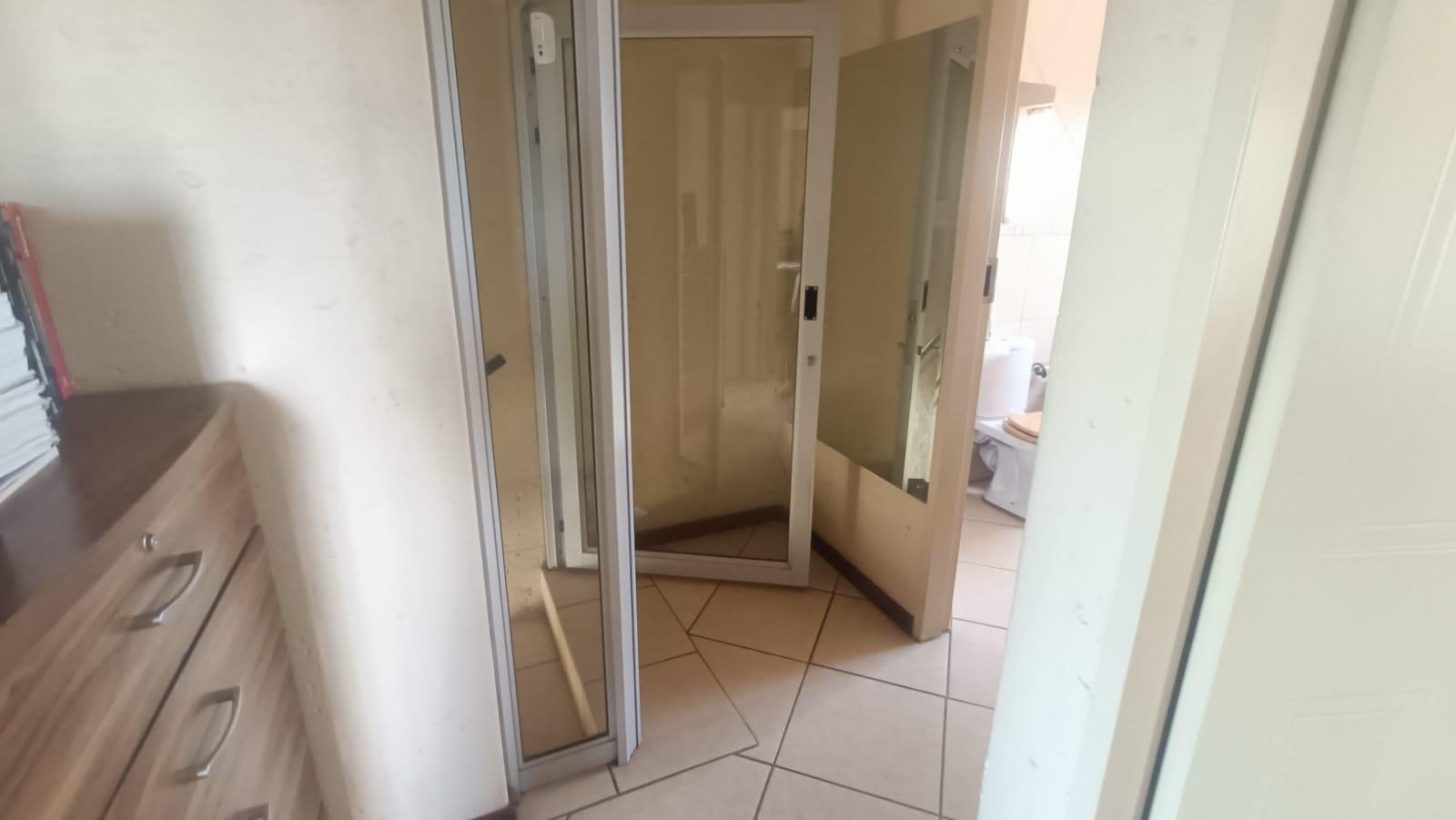 3 Bedroom Property for Sale in Zwartkop Gauteng