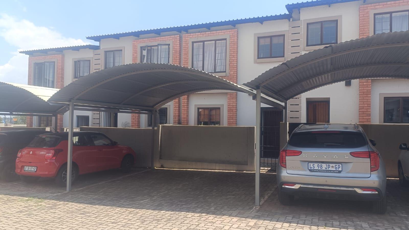 3 Bedroom Property for Sale in Zwartkop Gauteng