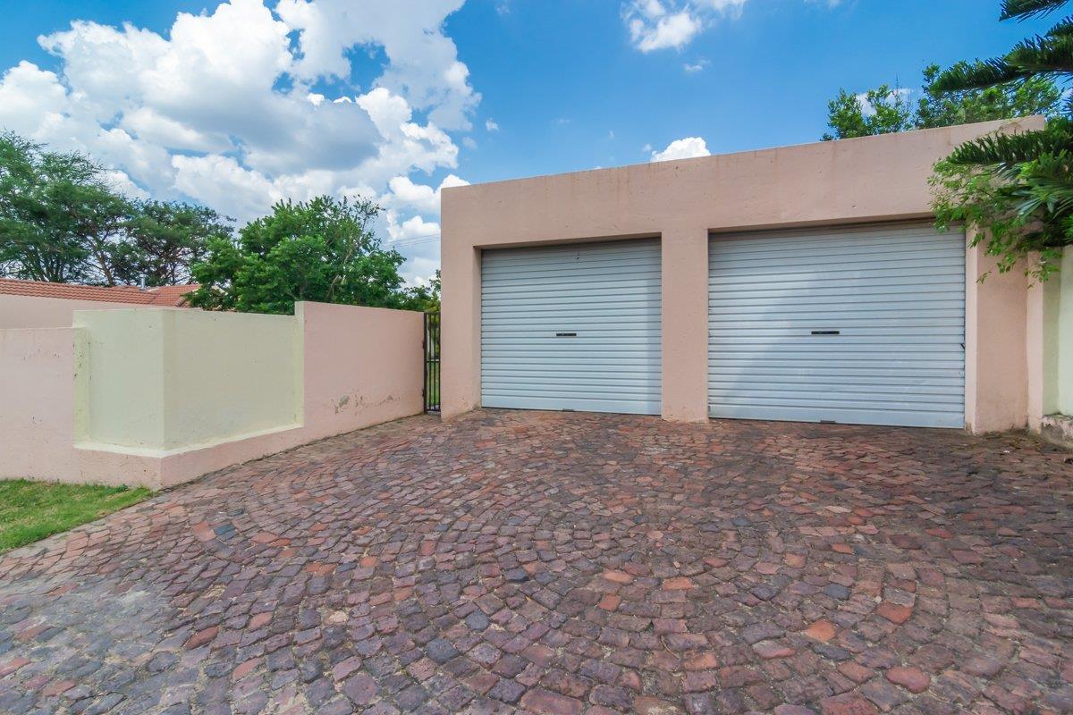 2 Bedroom Property for Sale in Greengate Gauteng