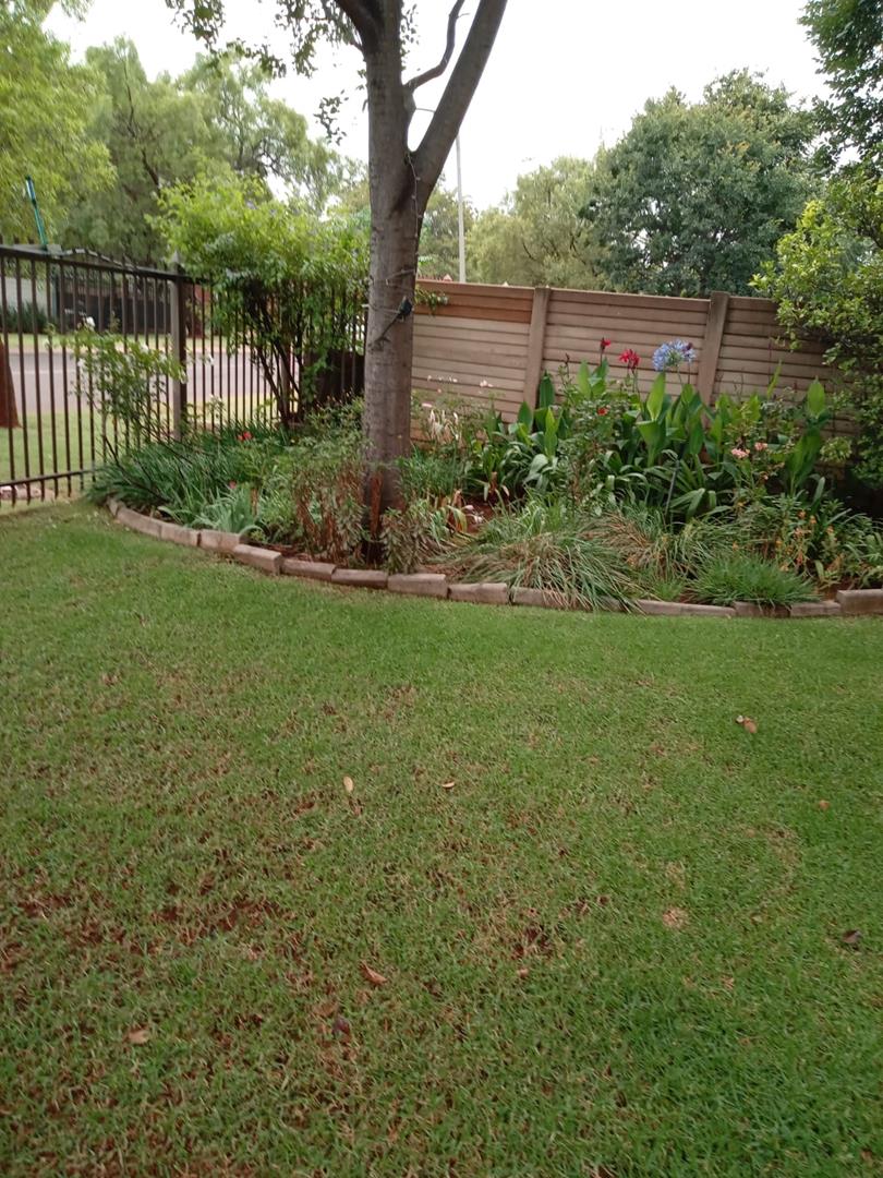 4 Bedroom Property for Sale in Wierdapark Gauteng