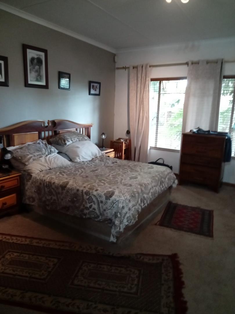 4 Bedroom Property for Sale in Wierdapark Gauteng