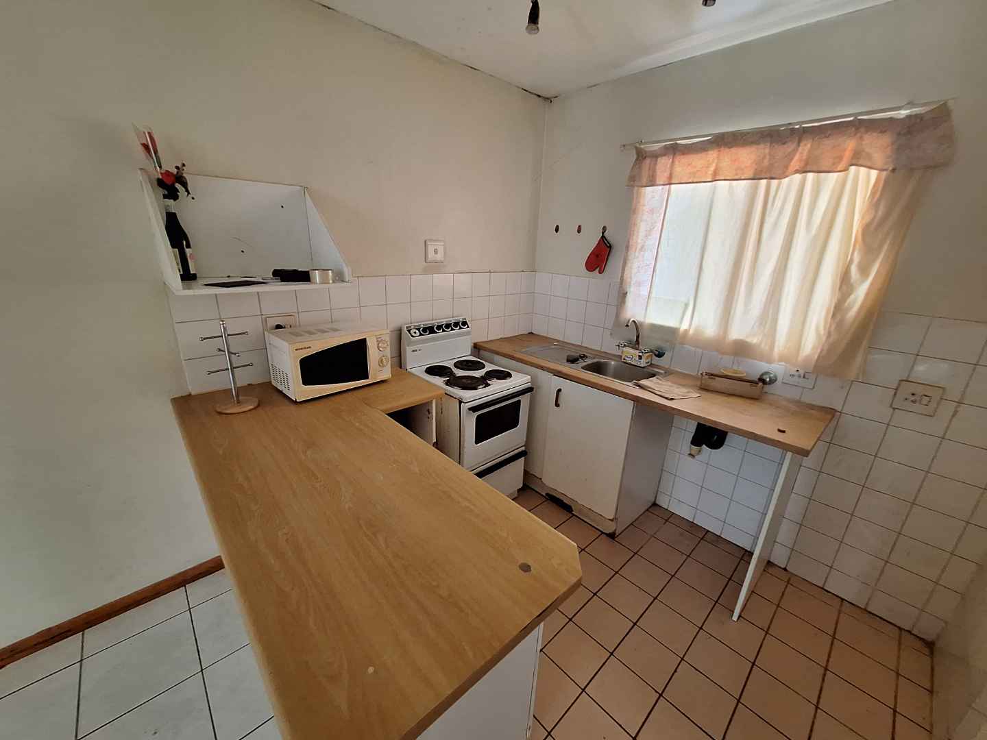 To Let 1 Bedroom Property for Rent in Radiokop Gauteng