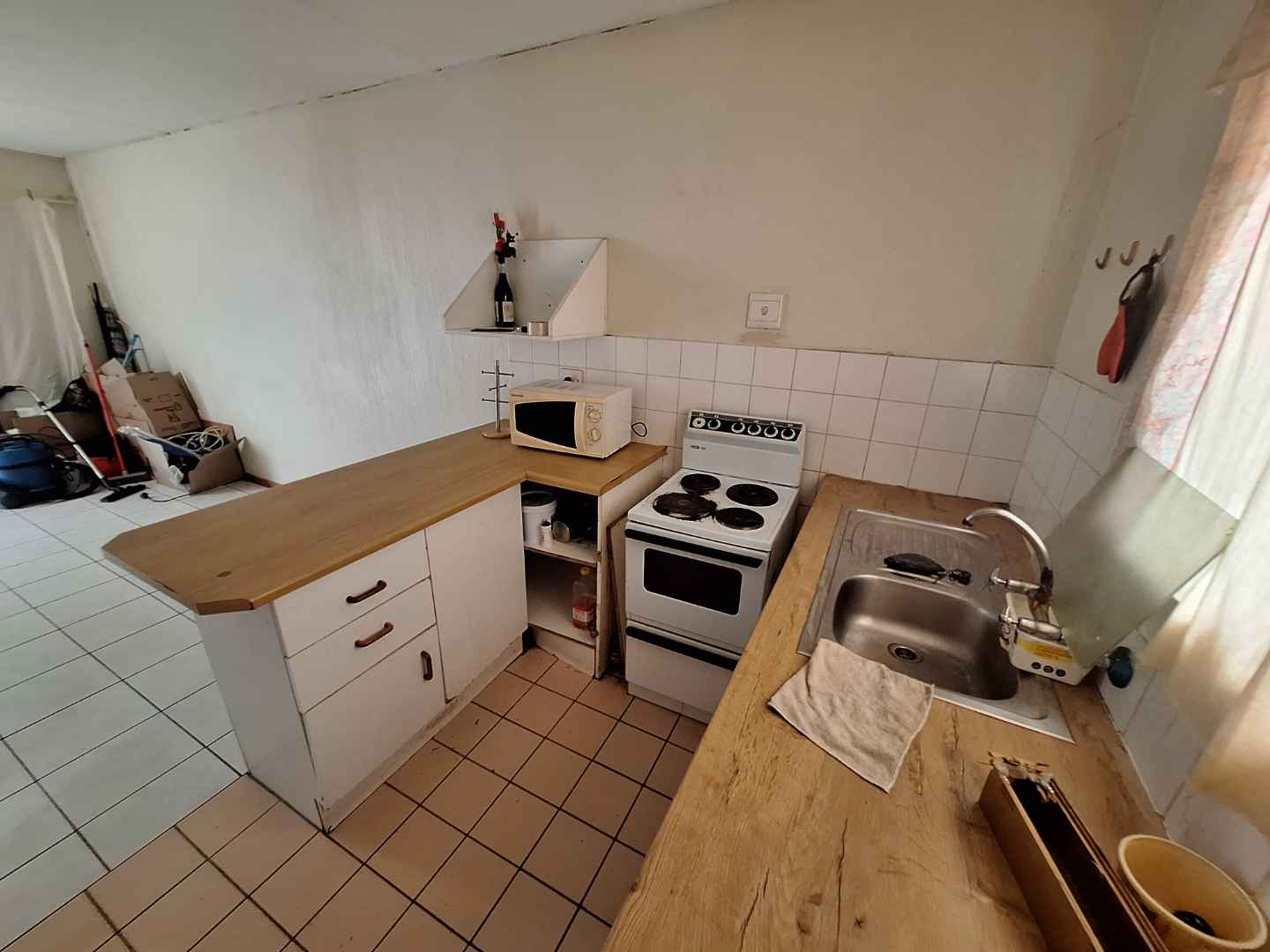 To Let 1 Bedroom Property for Rent in Radiokop Gauteng