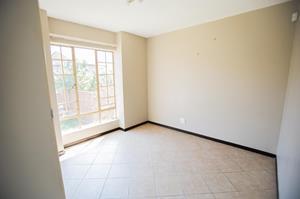 To Let 2 Bedroom Property for Rent in Mooikloof Ridge Gauteng