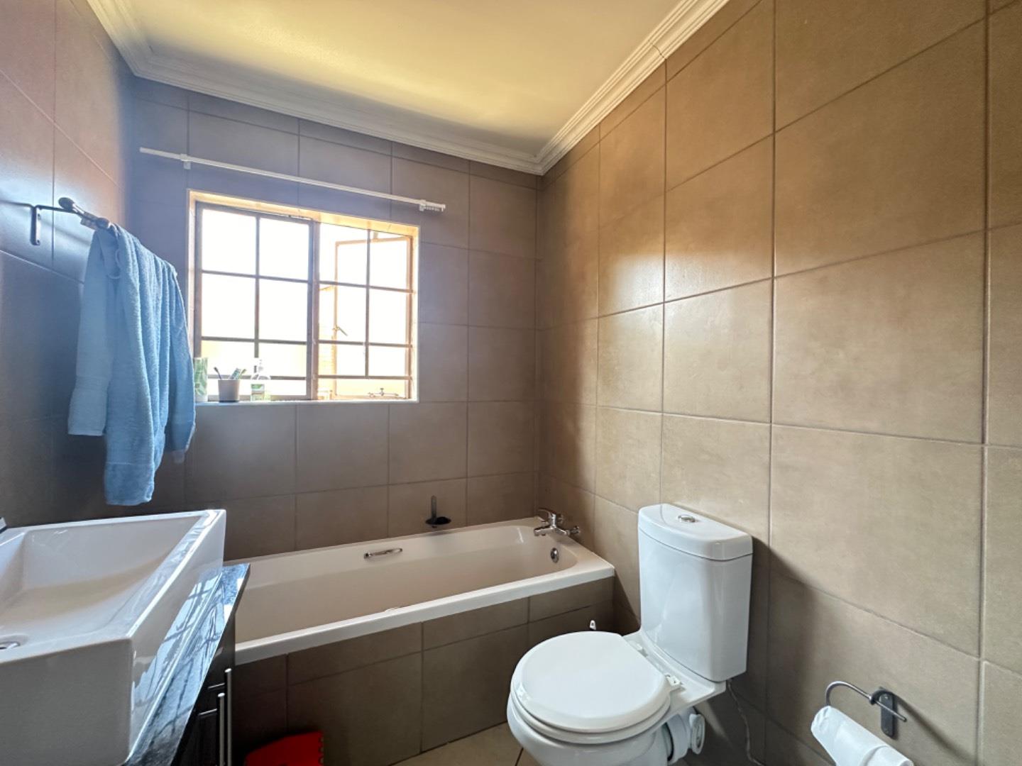 3 Bedroom Property for Sale in Mooikloof Ridge Gauteng