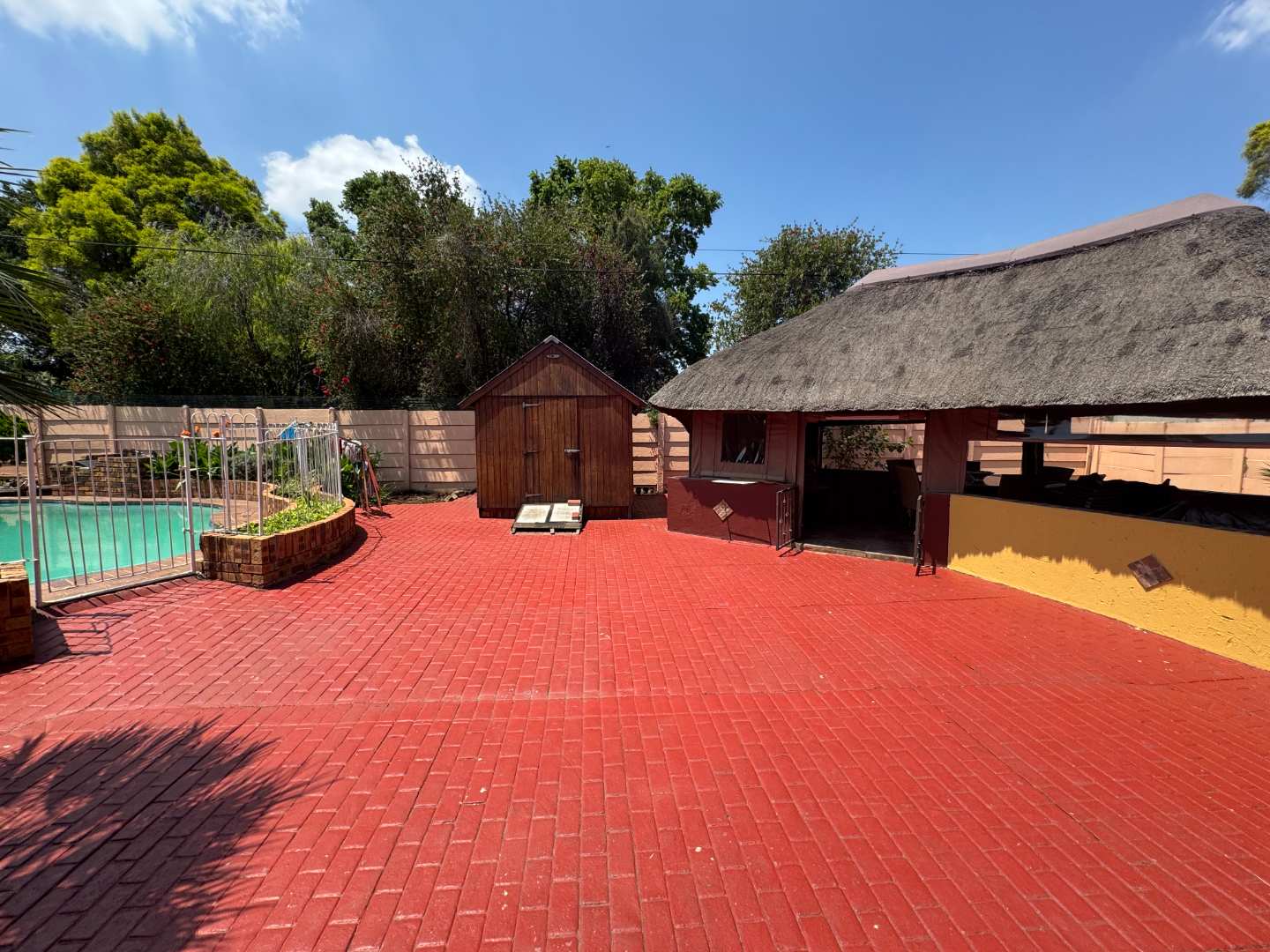 4 Bedroom Property for Sale in Brackendowns Gauteng