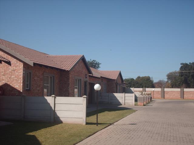 2 Bedroom Property for Sale in Riversdale Gauteng