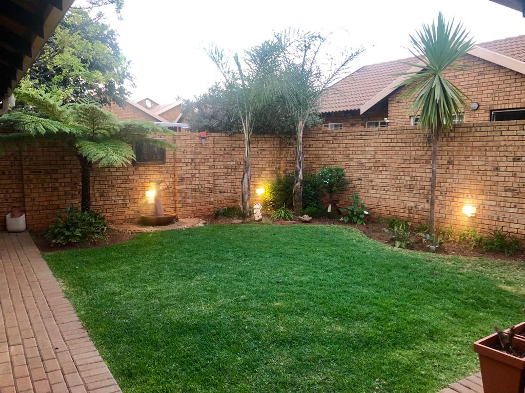 To Let 3 Bedroom Property for Rent in Montana Gauteng