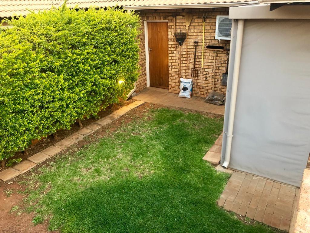 To Let 3 Bedroom Property for Rent in Montana Gauteng