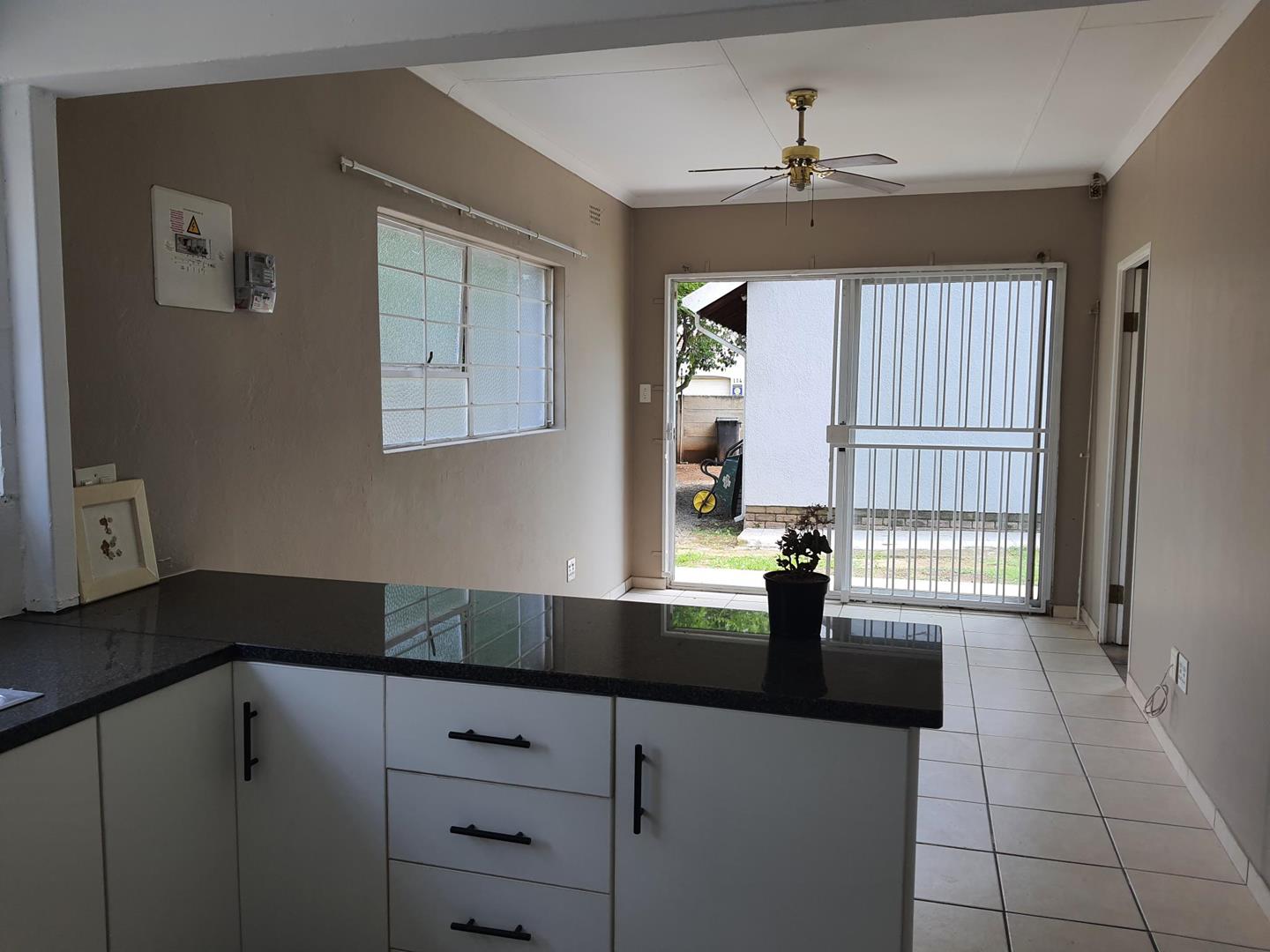 To Let 1 Bedroom Property for Rent in Randpark Ridge Gauteng