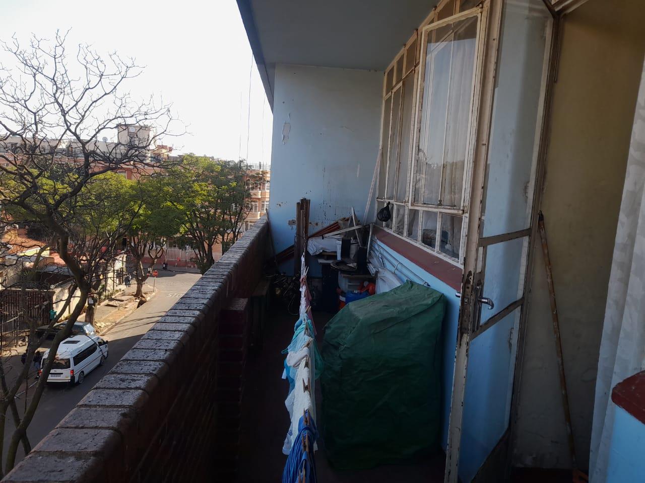 1 Bedroom Property for Sale in Yeoville Gauteng