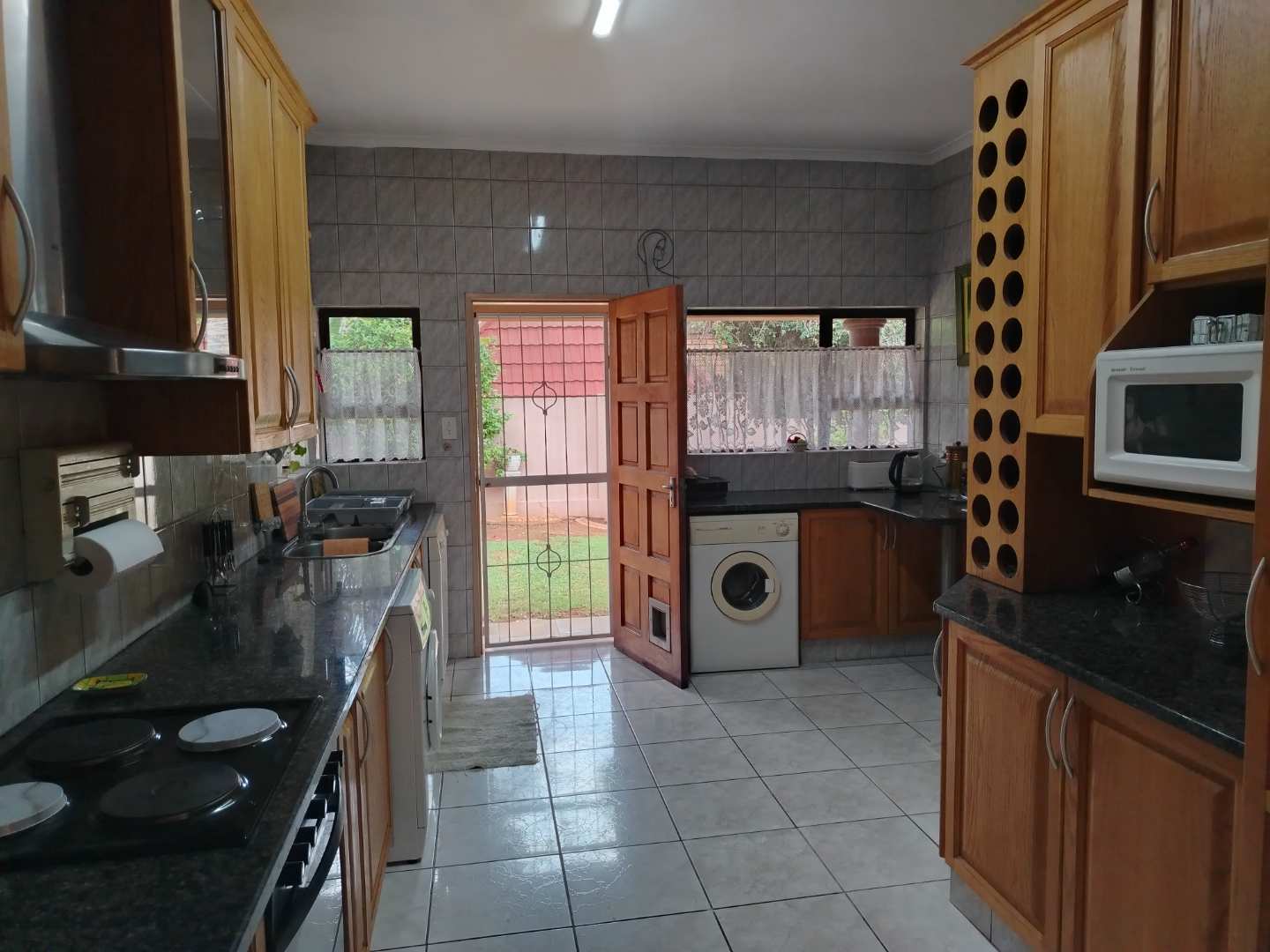 3 Bedroom Property for Sale in Glen Erasmia Gauteng