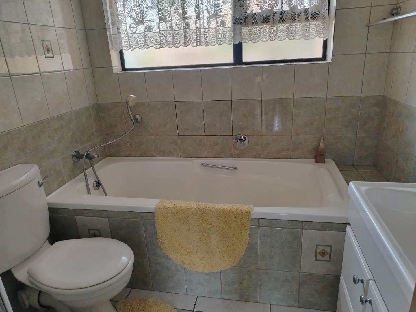 3 Bedroom Property for Sale in Glen Erasmia Gauteng