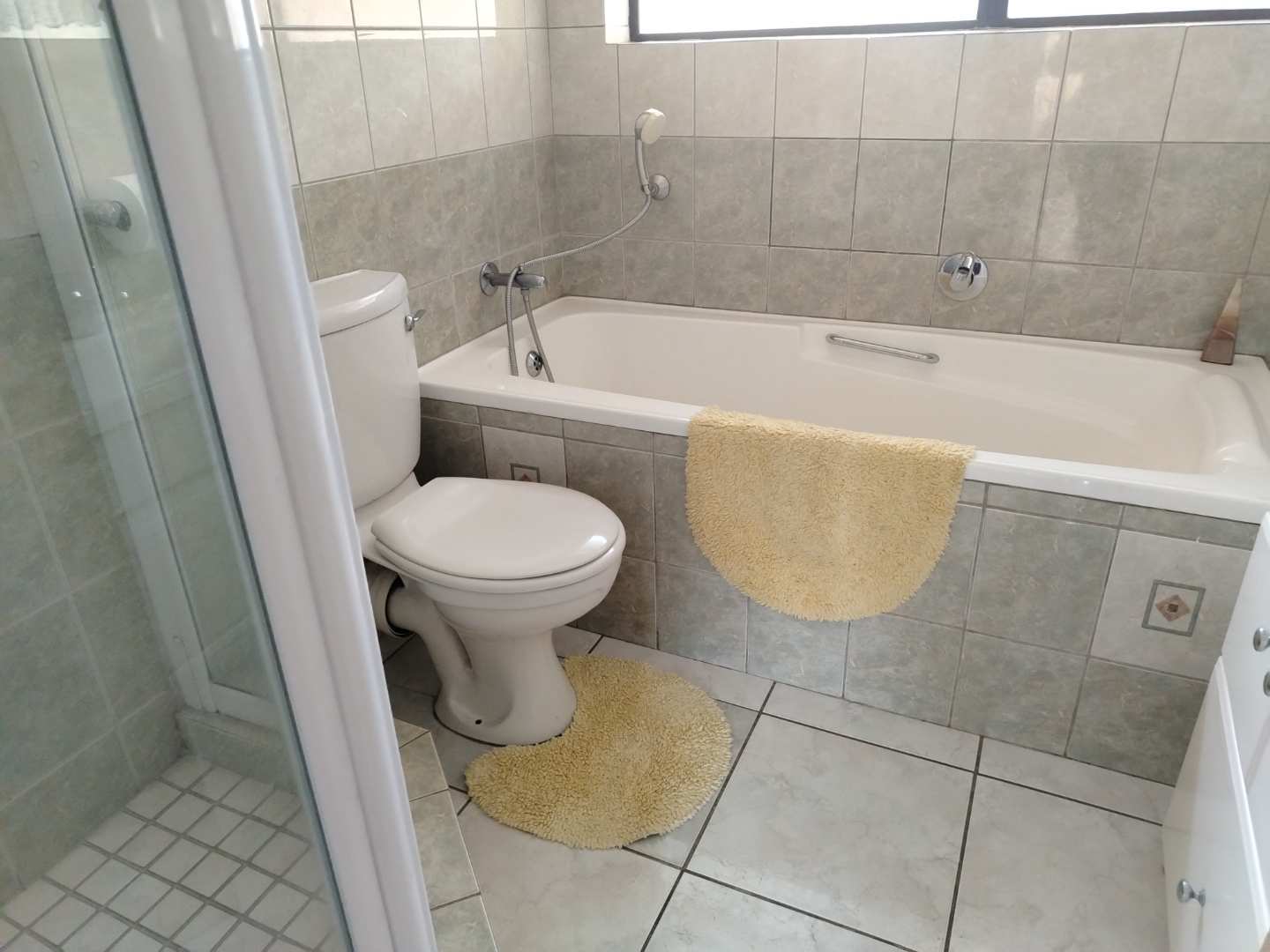 3 Bedroom Property for Sale in Glen Erasmia Gauteng