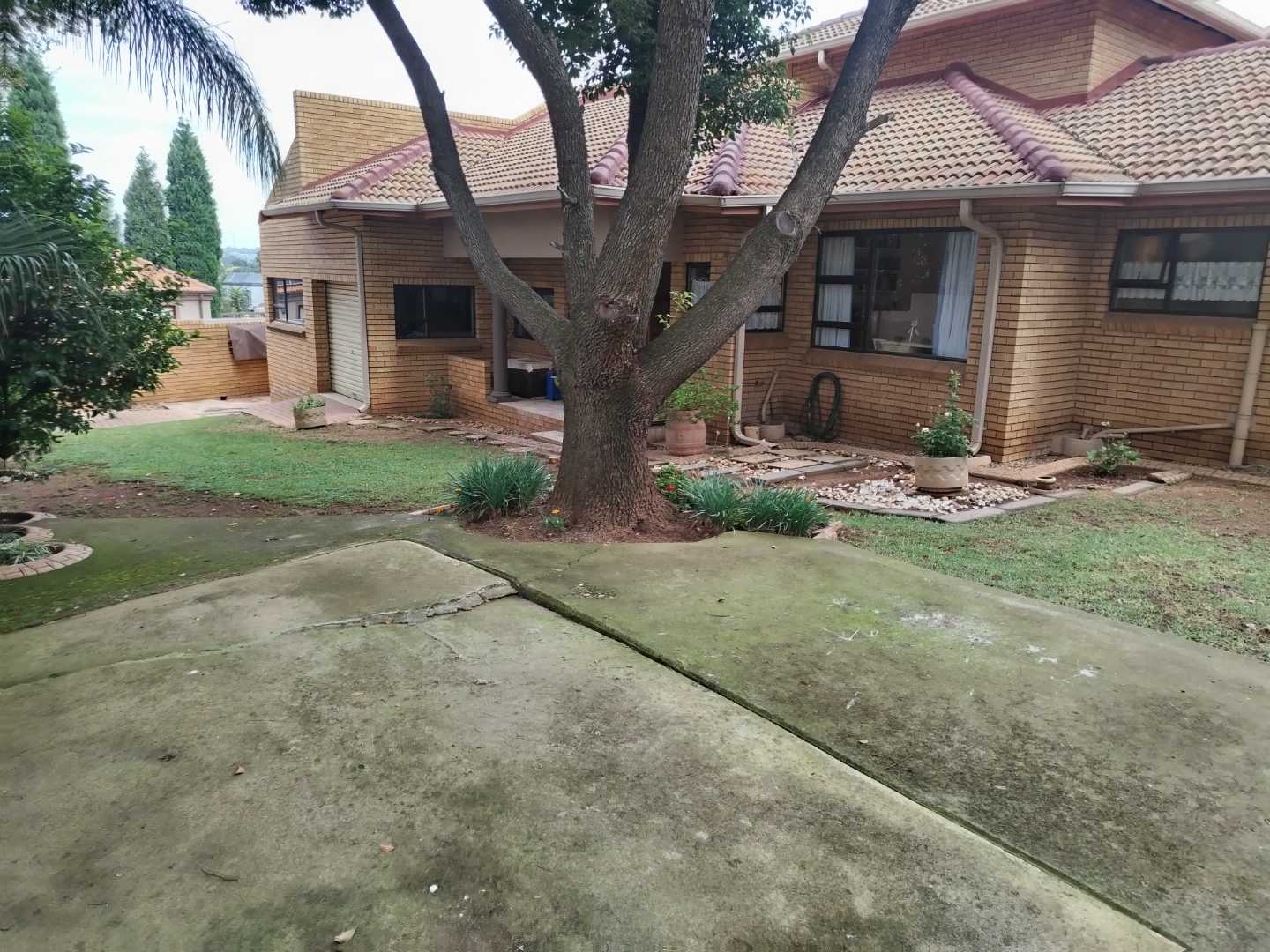 3 Bedroom Property for Sale in Glen Erasmia Gauteng