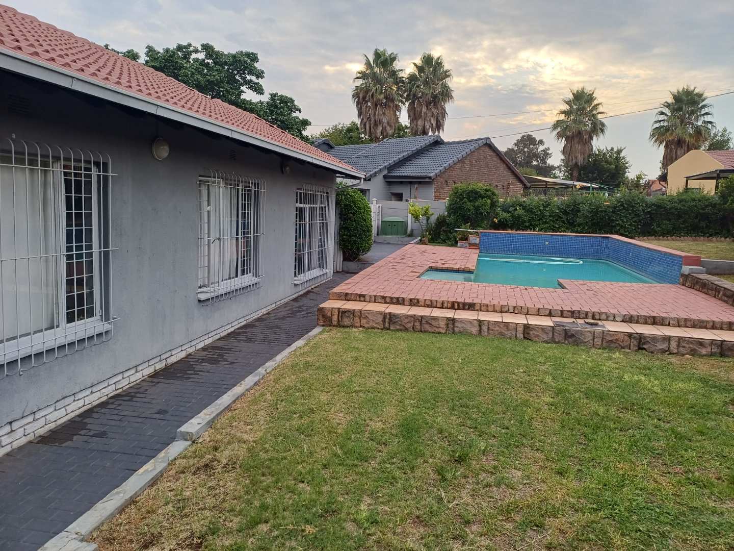 3 Bedroom Property for Sale in Brackendowns Gauteng