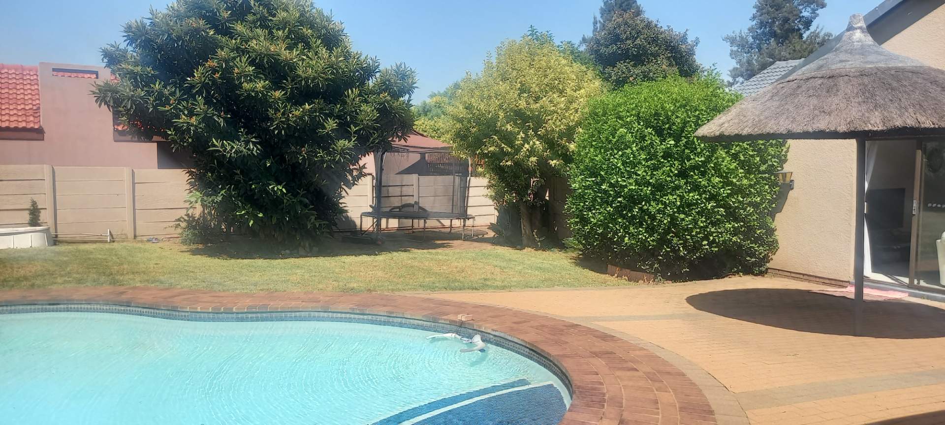 5 Bedroom Property for Sale in Brackendowns Gauteng