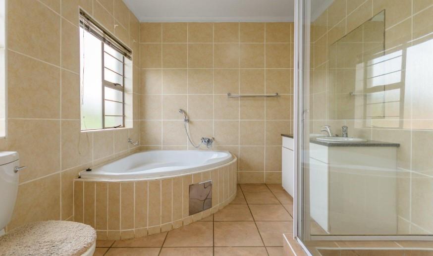 3 Bedroom Property for Sale in Meyersdal Gauteng