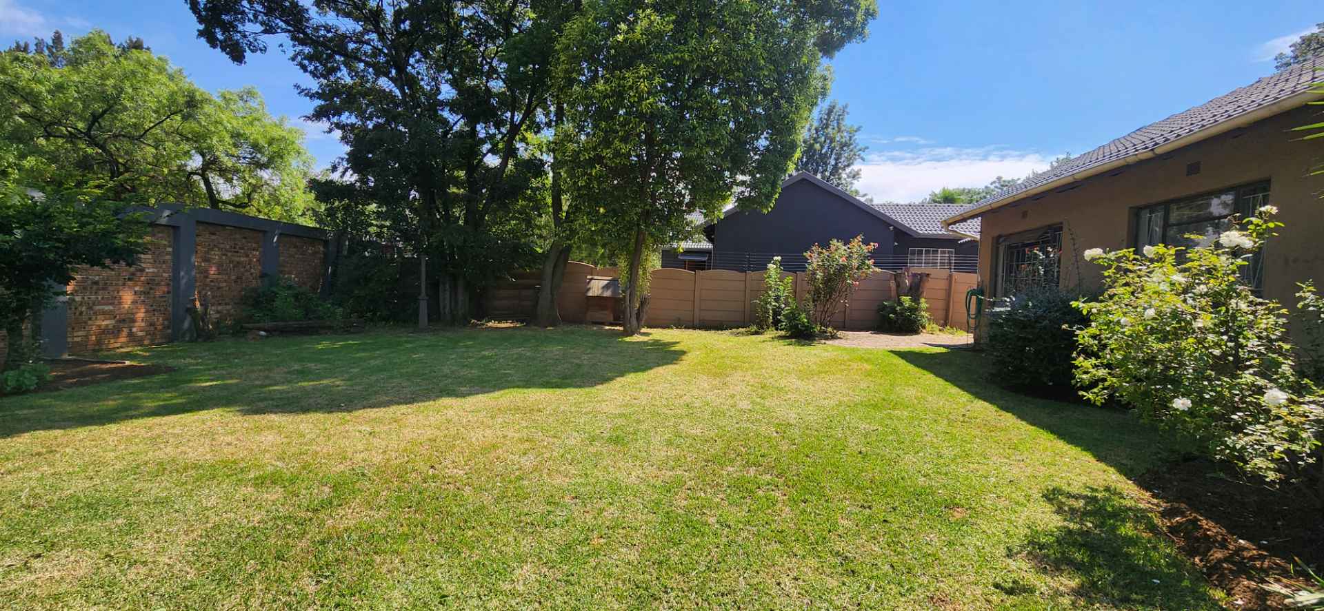 4 Bedroom Property for Sale in Brackenhurst Gauteng