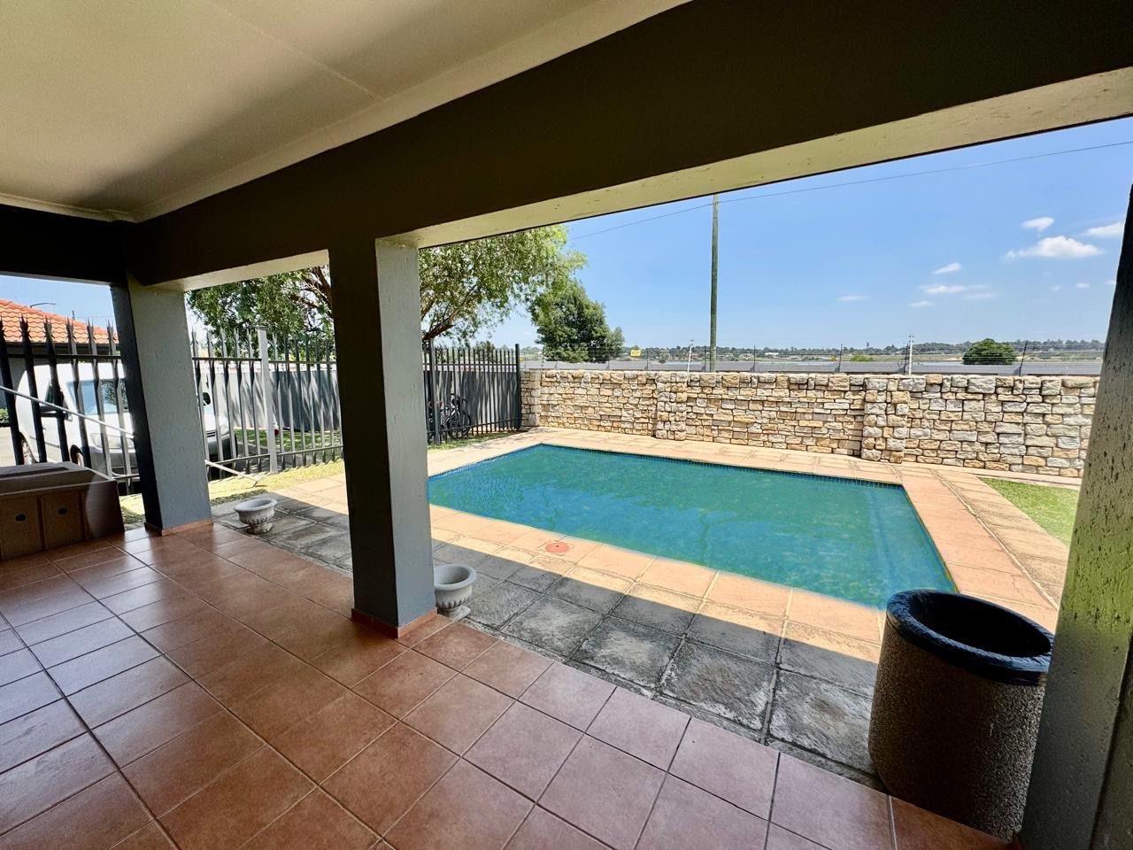 2 Bedroom Property for Sale in Rynfield Gauteng