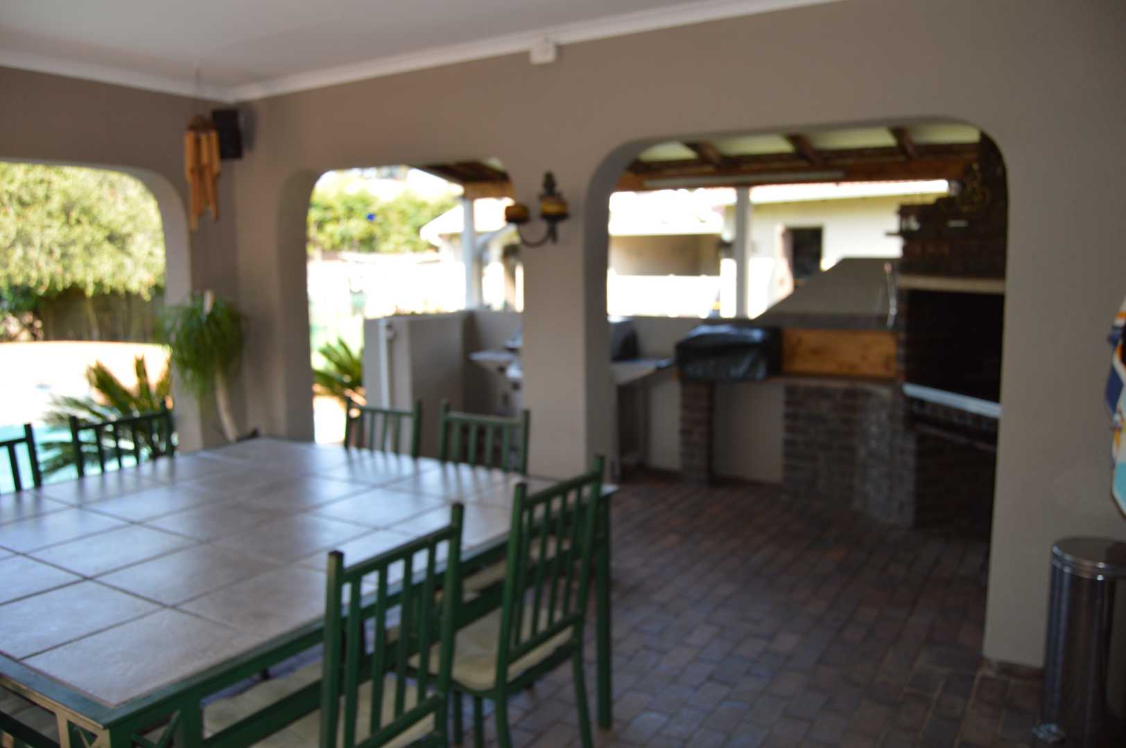 3 Bedroom Property for Sale in Brackenhurst Gauteng