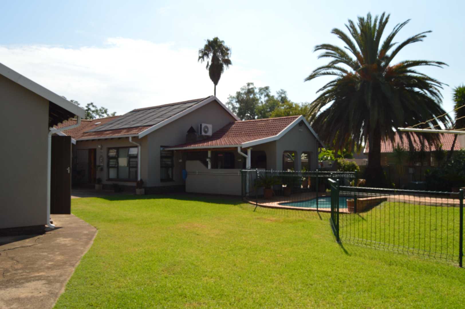 3 Bedroom Property for Sale in Brackenhurst Gauteng