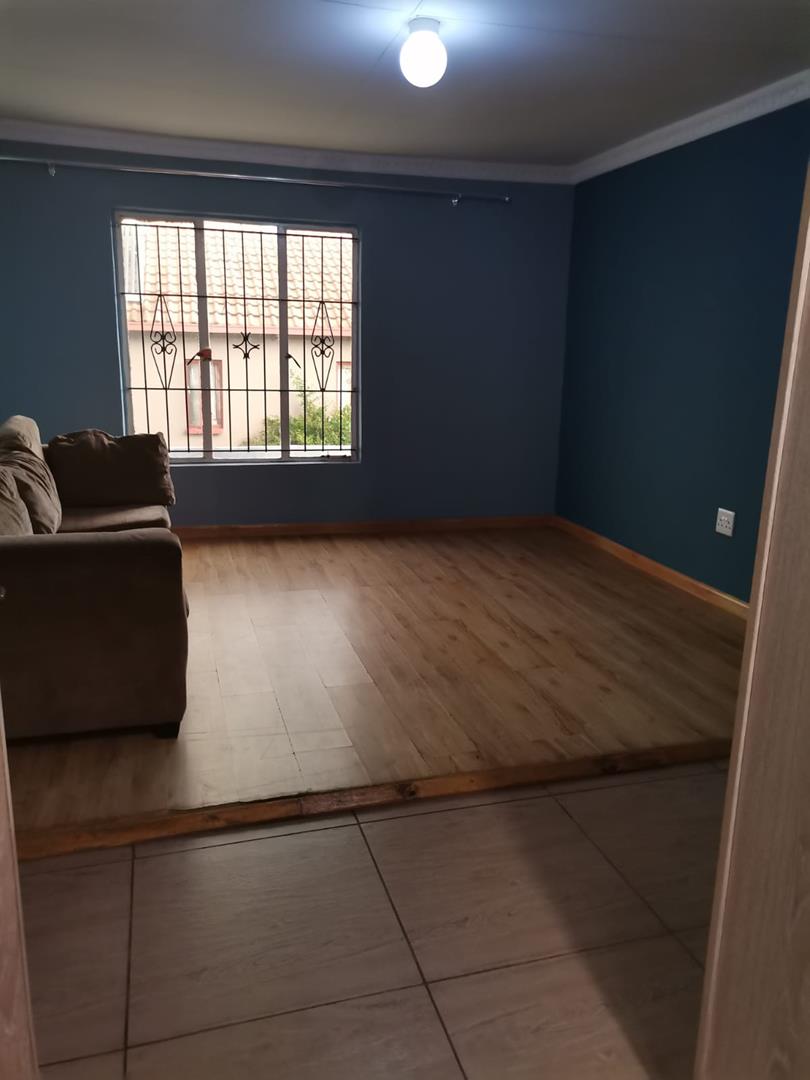 3 Bedroom Property for Sale in Olievenhoutbosch Gauteng